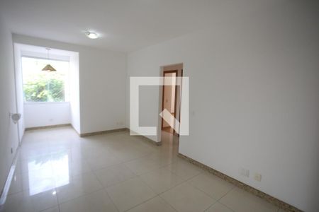 Apartamento à venda com 3 quartos, 92m² em Estoril, Belo Horizonte