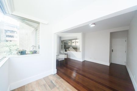 Sala de apartamento para alugar com 4 quartos, 130m² em Buritis, Belo Horizonte