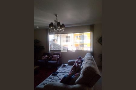 Casa à venda com 4 quartos, 226m² em Vila Valqueire, Rio de Janeiro