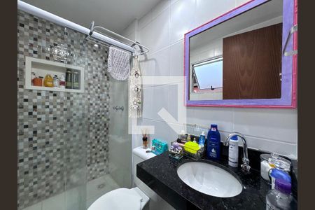Suite - banheiro de casa de condomínio à venda com 3 quartos, 120m² em Vargem Pequena, Rio de Janeiro