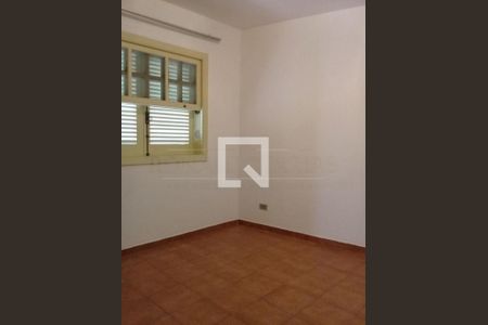 Casa à venda com 4 quartos, 250m² em Jardim Sertaozinho, São Paulo