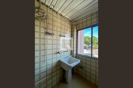 Apartamento à venda com 64m², 2 quartos e 1 vagaÁrea de Serviço