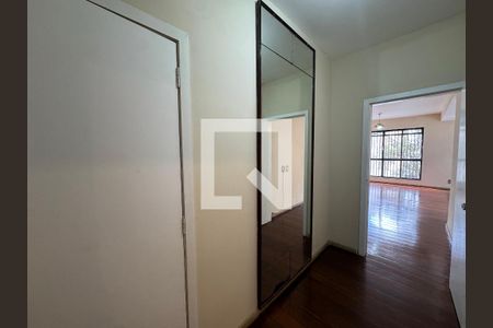 Apartamento para alugar com 4 quartos, 210m² em Santo Antônio, Belo Horizonte