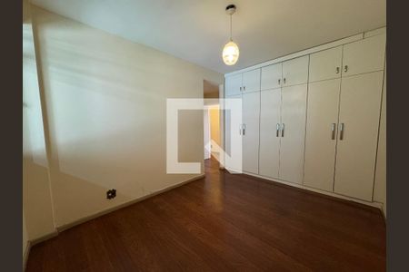 Apartamento para alugar com 4 quartos, 210m² em Santo Antônio, Belo Horizonte
