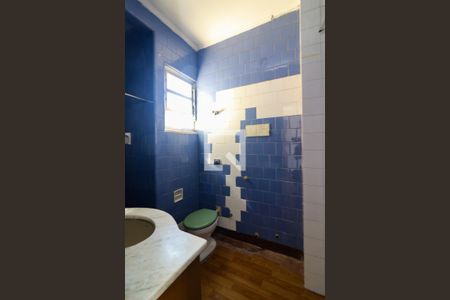 Banheiro da Suíte de apartamento para alugar com 1 quarto, 35m² em Centro Histórico, Porto Alegre