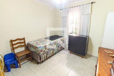 Quarto 2 de casa à venda com 6 quartos, 230m² em Vila Canero, São Paulo