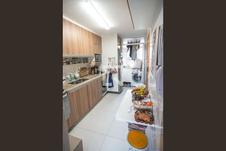 Cozinha de apartamento para alugar com 2 quartos, 58m² em Vila Mariana, São Paulo