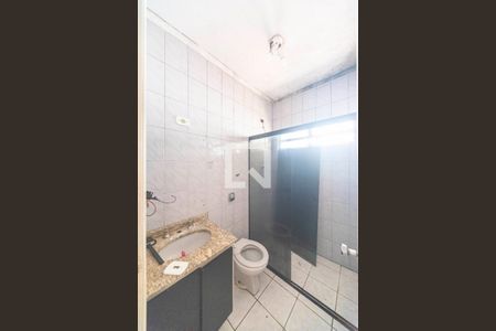 Banheiro Social de casa à venda com 2 quartos, 145m² em Baeta Neves, São Bernardo do Campo