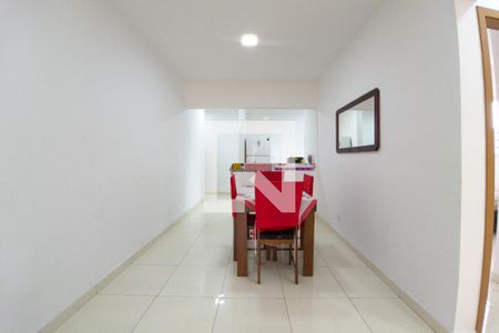 Sala de apartamento para alugar com 2 quartos, 86m² em Aviação, Praia Grande