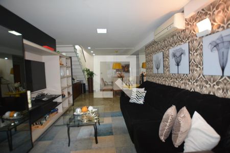 Sala de apartamento à venda com 4 quartos, 300m² em Vila Valqueire, Rio de Janeiro