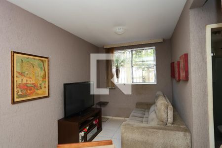 sala  de apartamento à venda com 2 quartos, 44m² em Paraisópolis, São Paulo