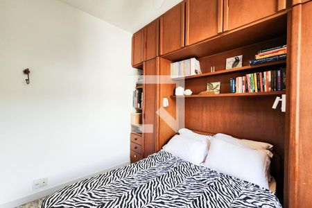 Quarto 1 de apartamento para alugar com 2 quartos, 57m² em Riachuelo, Rio de Janeiro