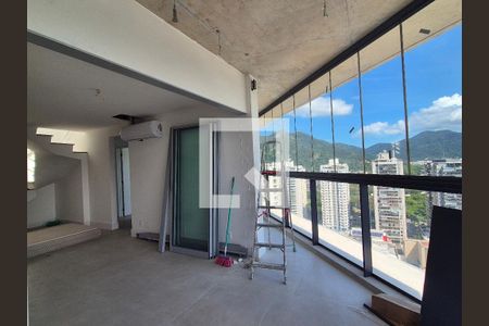 Apartamento para alugar com 2 quartos, 184m² em Recreio dos Bandeirantes, Rio de Janeiro
