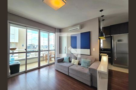 Sala de apartamento para alugar com 2 quartos, 70m² em Moema, São Paulo