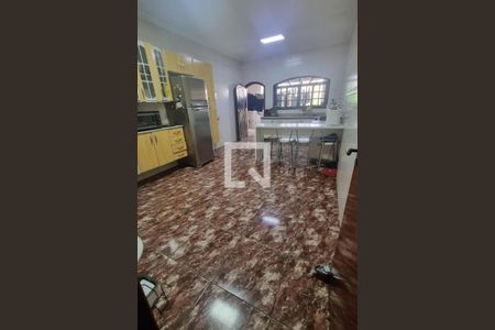 Casa à venda com 3 quartos, 297m² em Jardim Las Vegas, Santo André