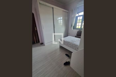 Casa à venda com 3 quartos, 297m² em Jardim Las Vegas, Santo André