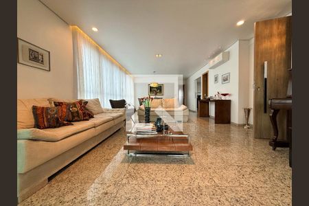 Apartamento à venda com 4 quartos, 177m² em Castelo, Belo Horizonte