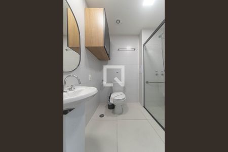 Banheiro de kitnet/studio à venda com 1 quarto, 25m² em Campo Belo, São Paulo