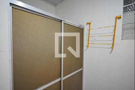 Banheiro Corredor de casa à venda com 3 quartos, 308m² em Vila Joao Pessoa, Porto Alegre