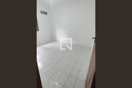 Casa à venda com 3 quartos, 200m² em Vila Cruz das Almas, São Paulo