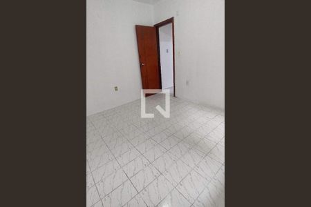 Casa à venda com 3 quartos, 200m² em Vila Cruz das Almas, São Paulo