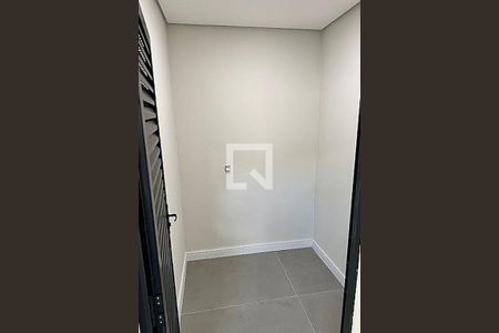 Casa à venda com 4 quartos, 238m² em Jardim Peri, São Paulo