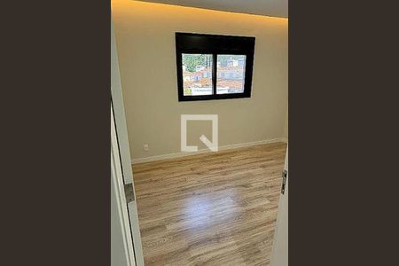 Casa à venda com 4 quartos, 238m² em Jardim Peri, São Paulo