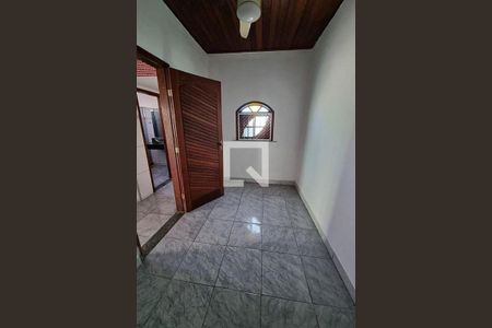 Casa à venda com 3 quartos, 420m² em Barreto, Niterói