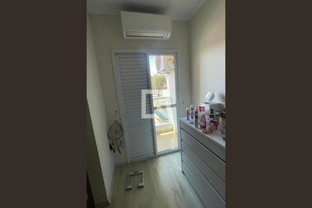 Casa à venda com 3 quartos, 104m² em Vila Alzira, Santo André