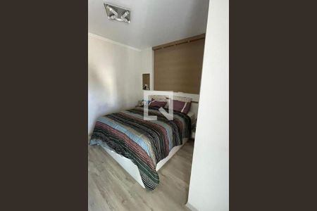 Casa à venda com 3 quartos, 104m² em Vila Alzira, Santo André