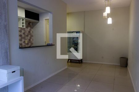 Sala de apartamento para alugar com 2 quartos, 56m² em Vila Isabel, Rio de Janeiro