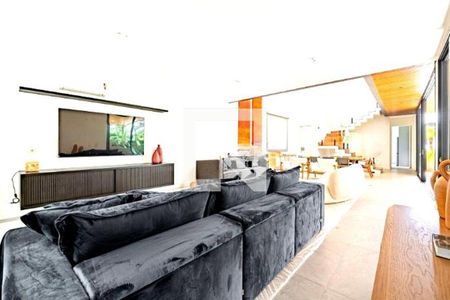 Casa à venda com 4 quartos, 537m² em Tamboré, Santana de Parnaíba