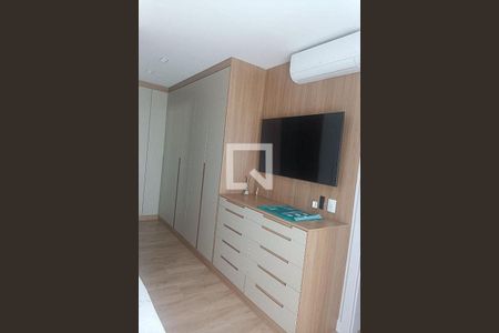 Casa à venda com 4 quartos, 225m² em Swiss Park, Campinas