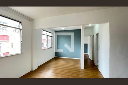 Sala de apartamento para alugar com 2 quartos, 54m² em Vila Isabel, Rio de Janeiro