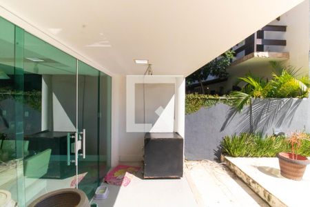 Varanda da Sala de casa à venda com 3 quartos, 205m² em Piratininga, Niterói