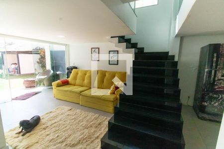 Sala e Cozinha  de casa à venda com 3 quartos, 205m² em Piratininga, Niterói