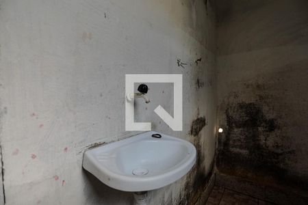Banheiro de casa para alugar com 1 quarto, 30m² em Jardim Capim-guassu, Ferraz de Vasconcelos