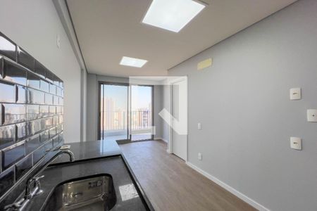 Sala e cozinha de apartamento à venda com 1 quarto, 37m² em Vila Mariana, São Paulo