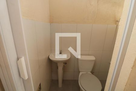 Banheiro de casa para alugar com 1 quarto, 53m² em Vila Independencia, São Paulo