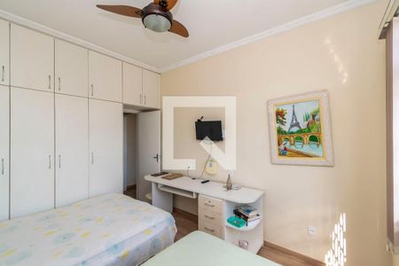 Quarto 1 de casa para alugar com 3 quartos, 600m² em Bonsucesso, Rio de Janeiro