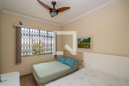 Quarto 1 de casa para alugar com 3 quartos, 600m² em Bonsucesso, Rio de Janeiro