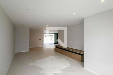 Casa à venda com 7 quartos, 840m² em Barra da Tijuca, Rio de Janeiro