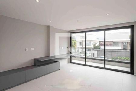 Casa à venda com 7 quartos, 840m² em Barra da Tijuca, Rio de Janeiro