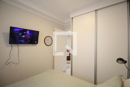 Quarto 1 de apartamento à venda com 2 quartos, 54m² em Jardim Monte Alegre, Taboão da Serra