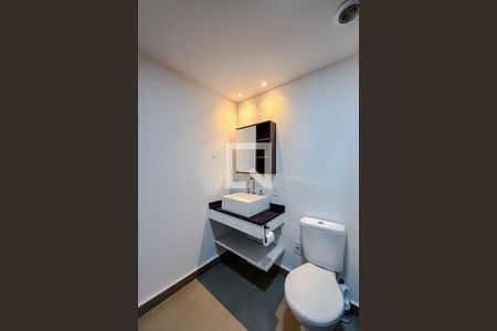 Banheiro de kitnet/studio para alugar com 1 quarto, 32m² em Vila Dom Pedro I, São Paulo