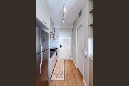 Banheiro de kitnet/studio para alugar com 1 quarto, 21m² em Paraíso, São Paulo