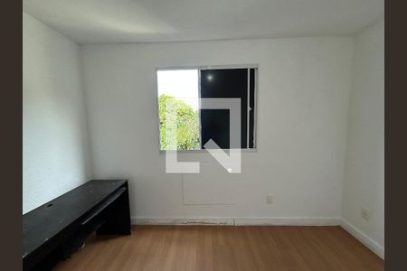 Quarto 1 de apartamento para alugar com 2 quartos, 44m² em Cavalcanti, Rio de Janeiro