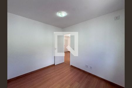 Quarto 1 de apartamento para alugar com 2 quartos, 44m² em Vargem Grande, Rio de Janeiro