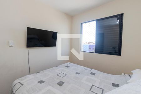Quarto 1 de apartamento para alugar com 2 quartos, 52m² em Jardim Casablanca, São Paulo