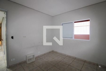 Quarto 1 de casa para alugar com 2 quartos, 166m² em Jardim Bom Refugio, São Paulo